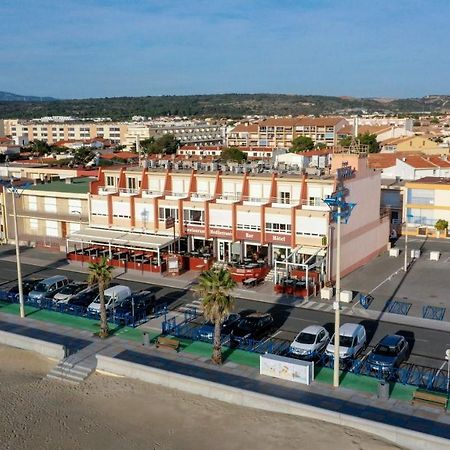 Logis Hôtel Mediterranee Port-la-Nouvelle Exterior foto