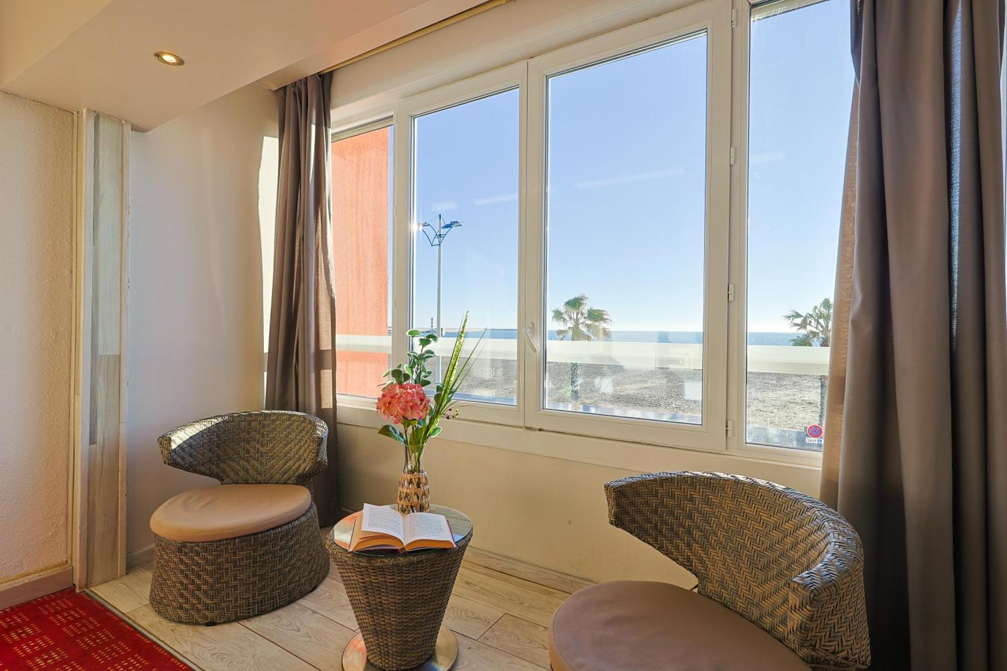 Logis Hôtel Mediterranee Port-la-Nouvelle Exterior foto